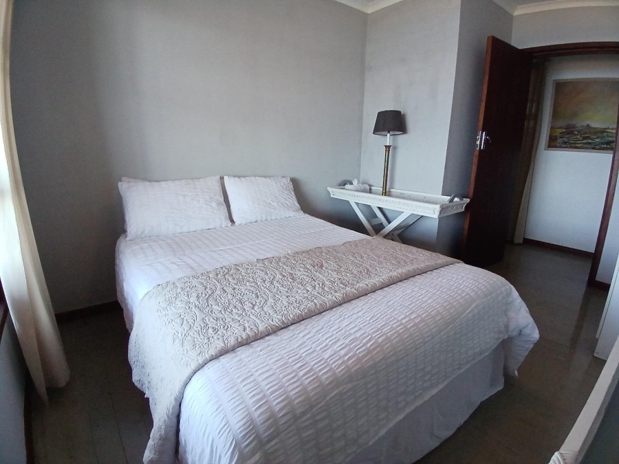 5 Bedroom Property for Sale in De Bakke Western Cape